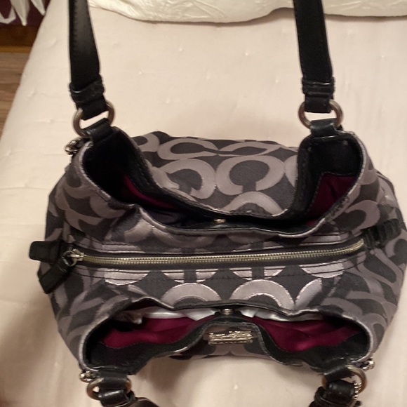 Coach Handbag - Picture 4 of 8